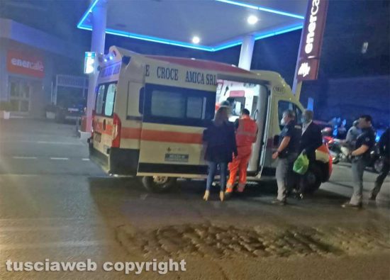 Viterbo - Polizia e 118 in via della Palazzina