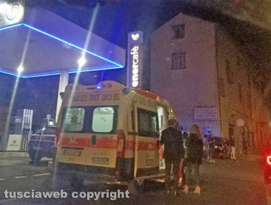 Viterbo - Polizia e 118 in via della Palazzina