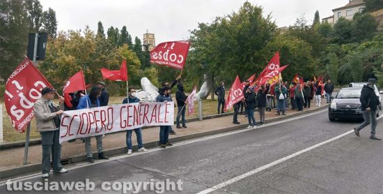 Viterbo - Lo sciopero dei sindacati di base