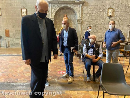 Viterbo - Il vescovo Fumagalli alla presentazione dei restauri della cappella Mazzatosta