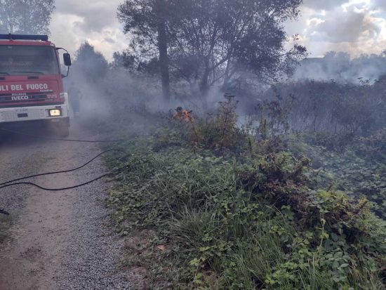 Incendio a San Lorenzo nuovo - Protezione civile sul posto