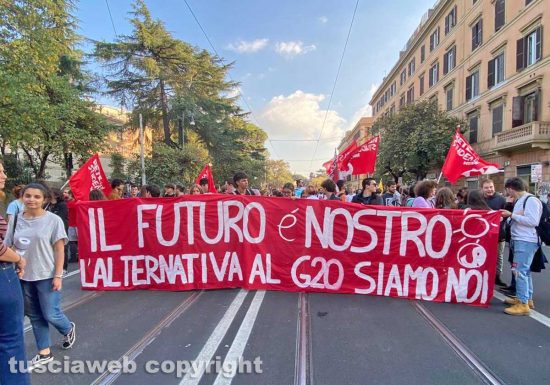 Roma - Manifestanti contro il G20