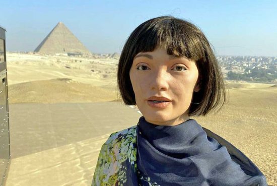 Il robot-artista Ai-Da