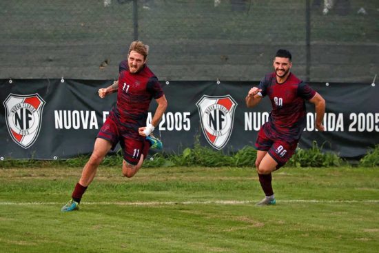 Sport - Calcio - L'esultanza dei giocatori dell'Unipomezia
