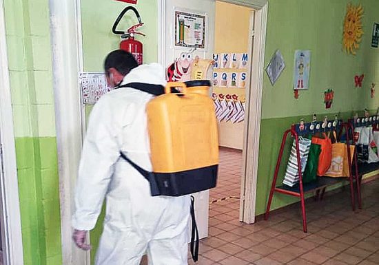 Coronavirus - Sanificazione di una scuola