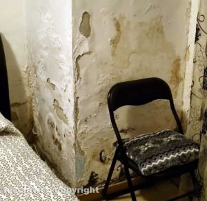 Viterbo - I danni in casa di Anna Cozzolino