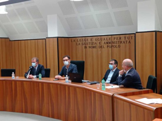 i corsi di formazione per percettori di reddito e detenuti in tribunale