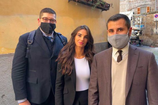 L'attrice Francesca Chillemi a Civita Castellana per la fiction "Viola come il mare"