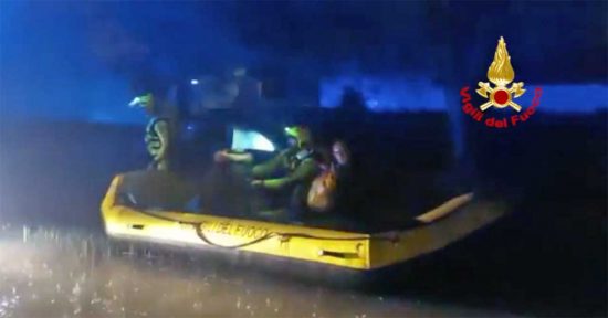 Maltempo in Sicilia - L'intervento dei vigili del fuoco