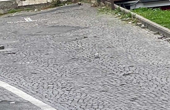 Viterbo - Piazzale Africa - Il pavimento disconnesso 
