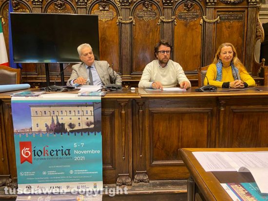 Arena, De Carolis e Bovi