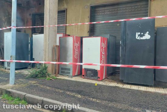 Viterbo - Frigoriferi abbandonati in via Palmanova