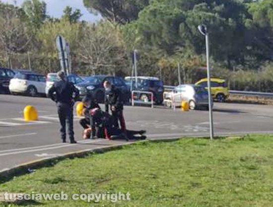 Lo zio di Matias bloccato all'ospedale di Belcolle