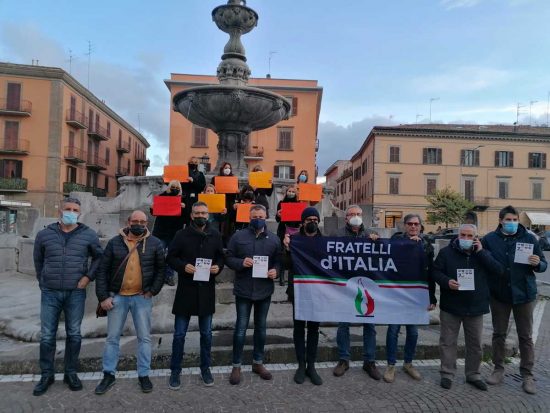 Viterbo - Manifestazione FdI contro la violenza sulle donne