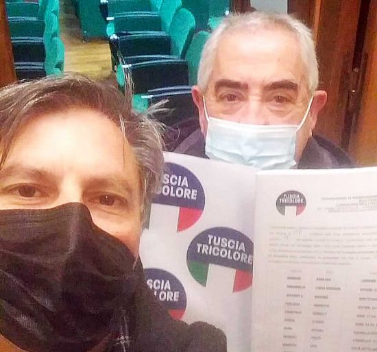 Fini e Scardozzi consegnano la lista per le elezioni provinciali