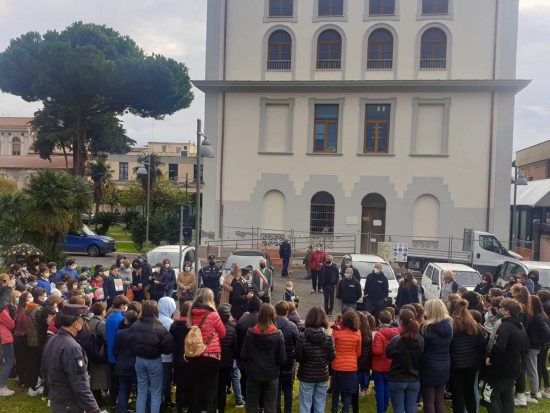 Civitavecchia - L'albero piantato a piazzale del Pincio