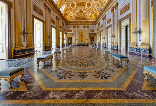 L'interno della reggia di Caserta