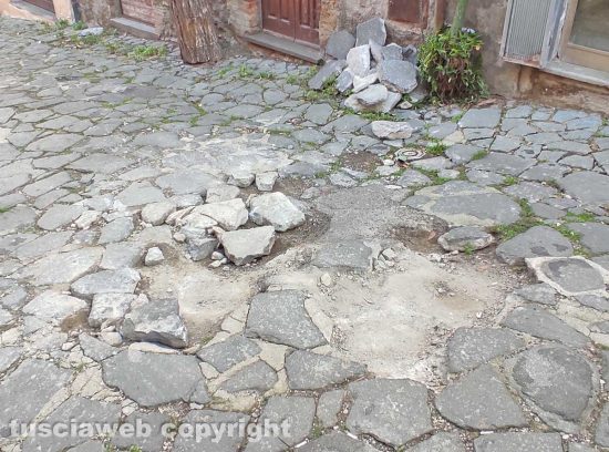 Roccalvecce - Via Majocchi