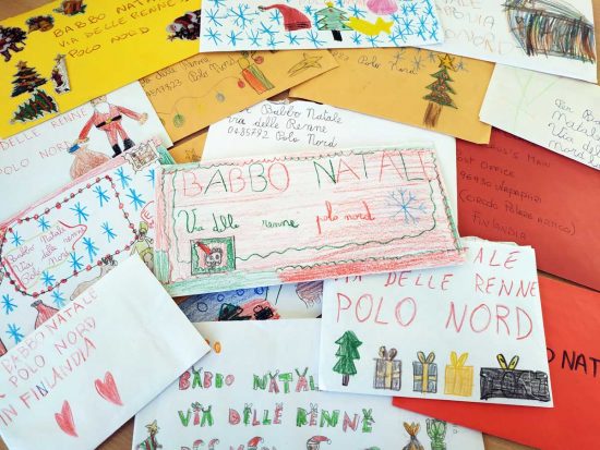 Viterbo - Le lettere a Babbo Natale spedite dagli uffici postali