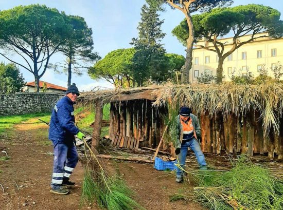 Montefiascone - I lavori al presepe vivente
