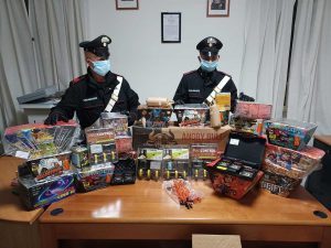 Carabinieri - Civitavecchia - Sequestrati botti di Capodanno