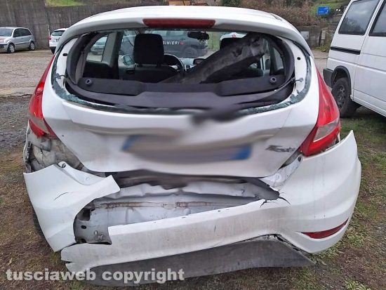 Montefiascone - Tamponamento tra due auto sulla Umbro-Casentinese