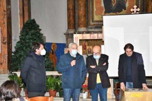 Viterbo - Conferenza in cui Marco Zappa ha parlato della Pietà di Sebastiano del Piombo, presente il sindaco Arena, l'assessore De Carolis e Vincenzo Ceniti del Touring club