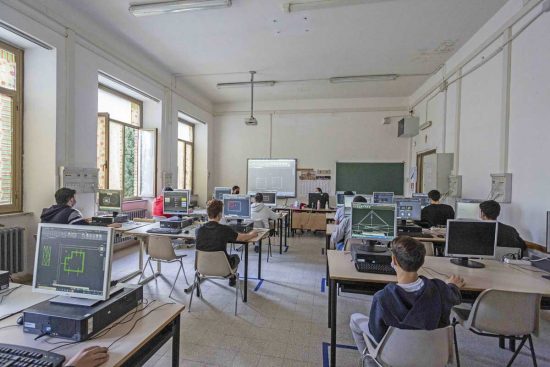 Istituto Fratelli Agosti - Aula digitale