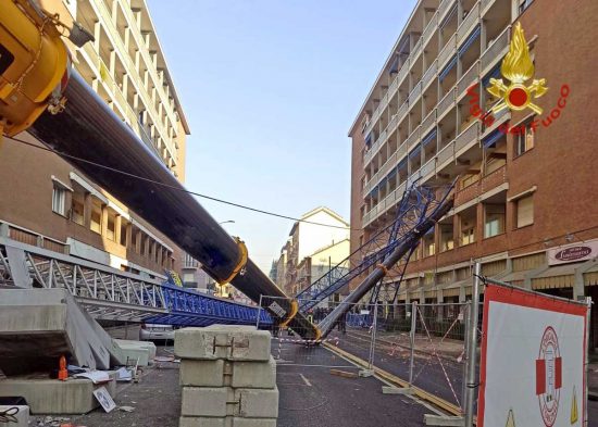 Il crollo della gru a Torino