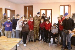 I baschi azzurri dell'Aves protagonisti dell'iniziativa "Babbo Natale con le ali"