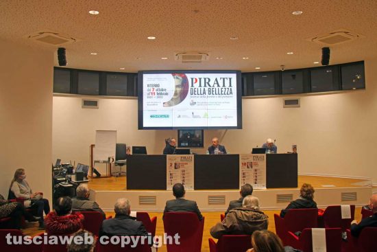 Viterbo - La presentazione del libro di Massimo Nava