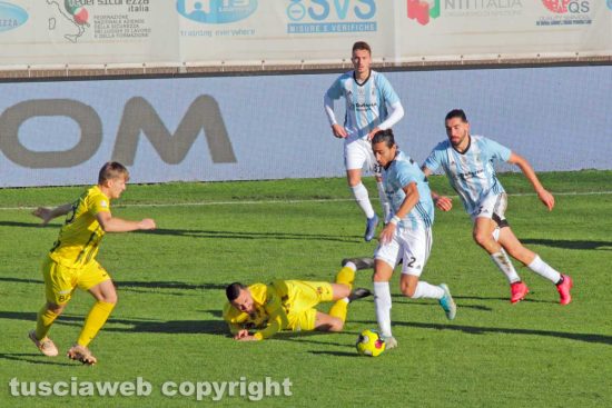 Sport - Calcio - Viterbese - I gialloblù in campo