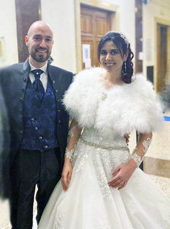 Sara Volpi col marito Daniele in provincia