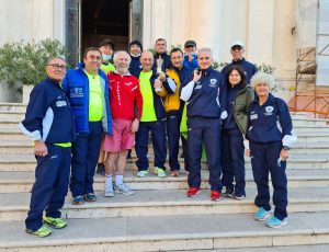 Staffetta di santa Fermina per la fiamma che accende i ceri votivi