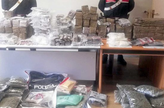 Carabinieri - Maxi sequestro di droga a Nepi