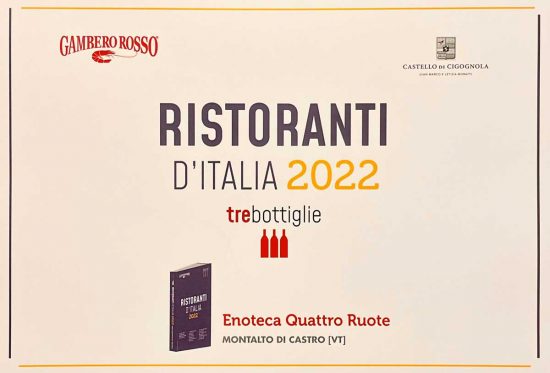 Il riconoscimento "Tre Bottiglie" all'enoteca Quattro Ruote