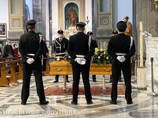 Viterbo - I funerali di Enzo Colasuonno