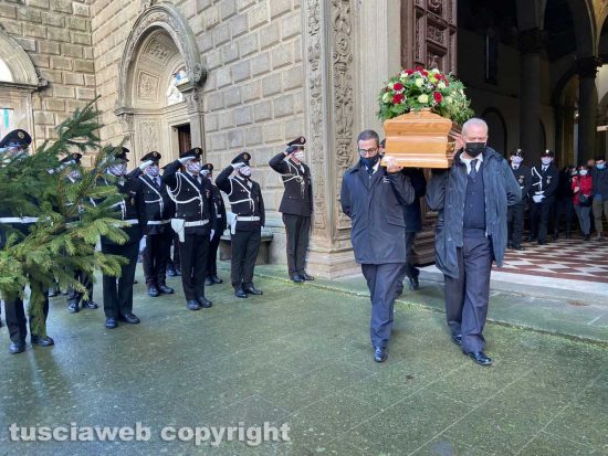 Viterbo - I funerali di Enzo Colasuonno