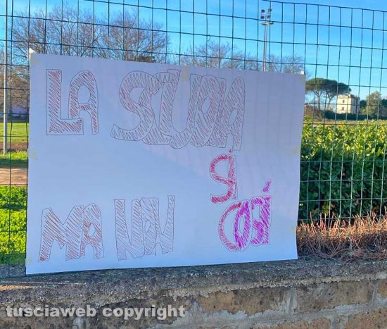 Nepi - Protesta degli studenti all'istituto superiore Midossi
