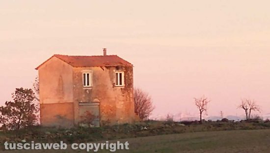 Viterbo - Casale a Monterazzano