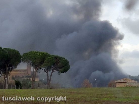 Tuscania - Incendio a ponte San Pietro