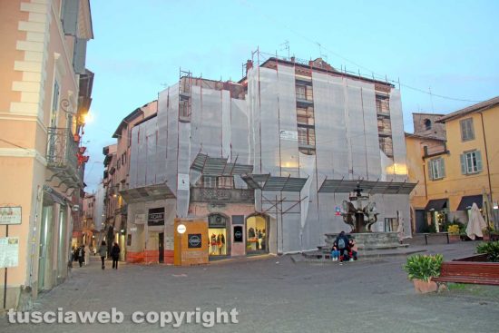 Viterbo - Bonus facciate - Casa della Pace in piazza delle Erbe