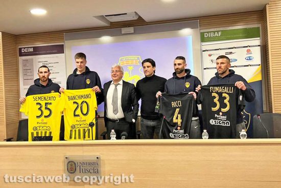 Sport - Calcio - Viterbese - Da sinistra: Semenzato, Bianchimano, Romano, Fernandez, Ricci e Fumagalli