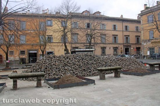 Viterbo - Piazza San Faustino