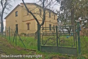 Viterbo - L'ex scuola elementare di Tobia