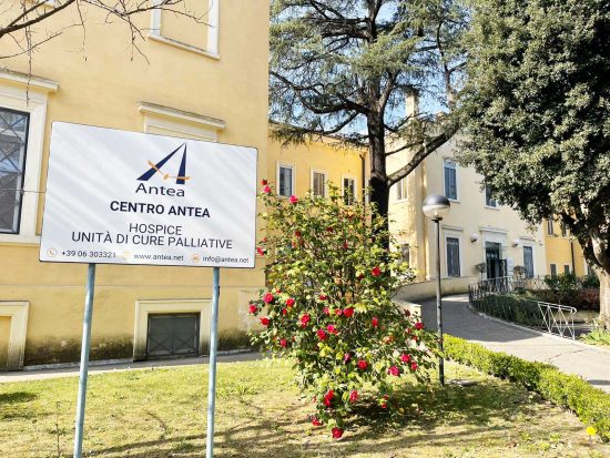 Roma - L’assessore Alessio D'amato al centro per le cure palliative "Casa Antea"