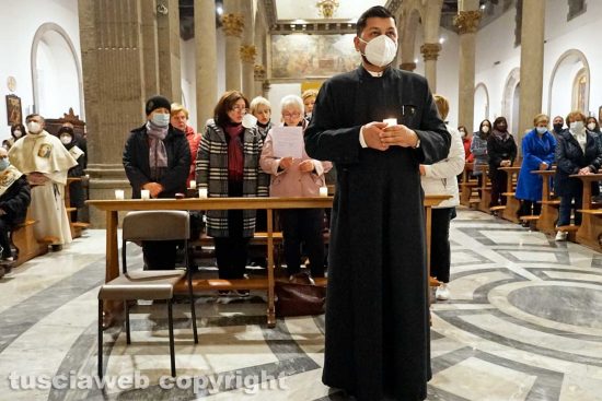 Viterbo - La messa per l'atto di consacrazione a Maria