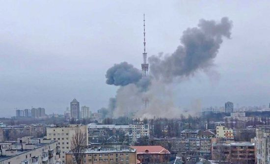 Guerra in Ucraina - Colpita la torre dei media a Kiev