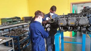 Gli studenti dell'Itt Da Vinci all'Aeromuseo di Vigna di Valle