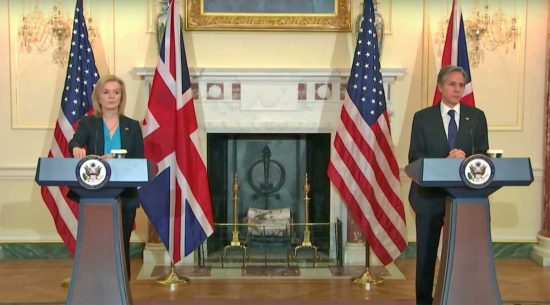 La conferenza stampa congiunta di Elizabeth Truss e Antony Blinken